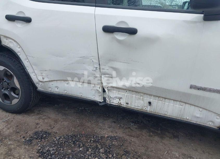 Photo 6 of 2018 Jeep Renegade SPORT 4X4 (VIN ZACCJBAB4JPG82141)