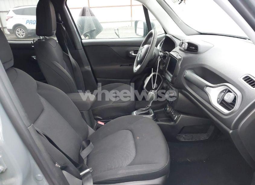 Photo 5 of 2018 Jeep Renegade SPORT 4X4 (VIN ZACCJBAB8JPH16677)