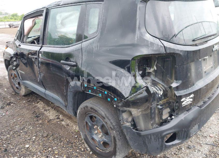 Photo 6 of 2017 Jeep Renegade SPORT 4X4 (VIN ZACCJBAB9HPF85169)