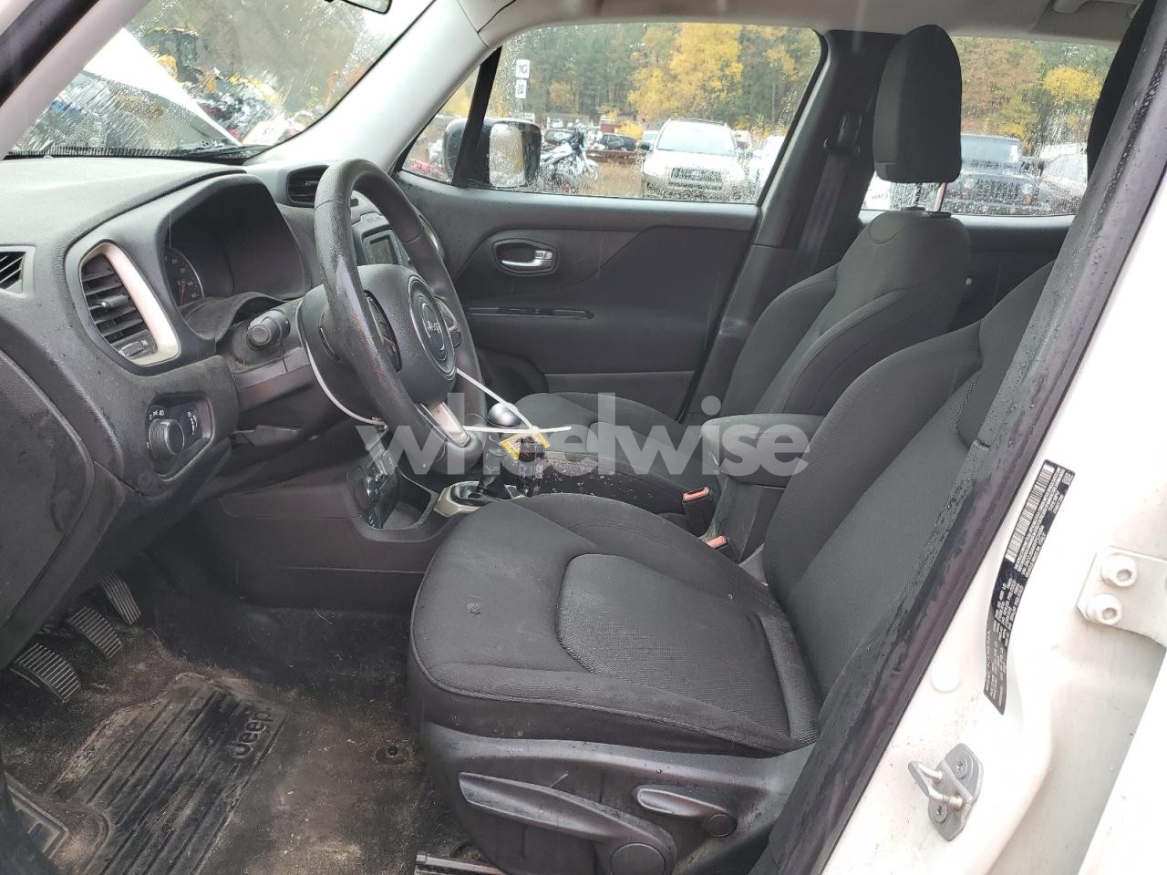 Photo 7 of 2015 JEEP RENEGADE SPORT (VIN ZACCJBAH0FPC34894)