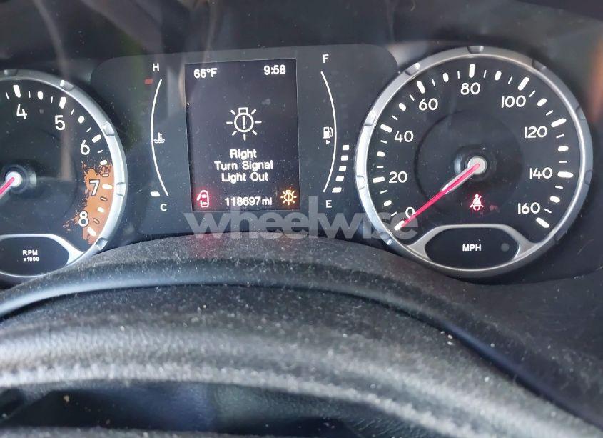 Photo 15 of 2017 Jeep Renegade SPORT 4X4 (VIN ZACCJBAH9HPG07336)