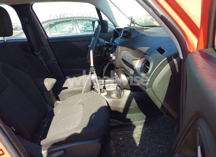 Photo 5 of 2017 Jeep Renegade SPORT 4X4 (VIN ZACCJBAH9HPG07336)