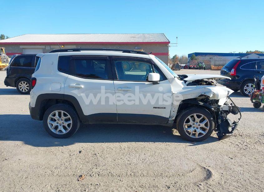 Photo 13 of 2017 Jeep Renegade LATITUDE 4X4 (VIN ZACCJBBB0HPG44432)