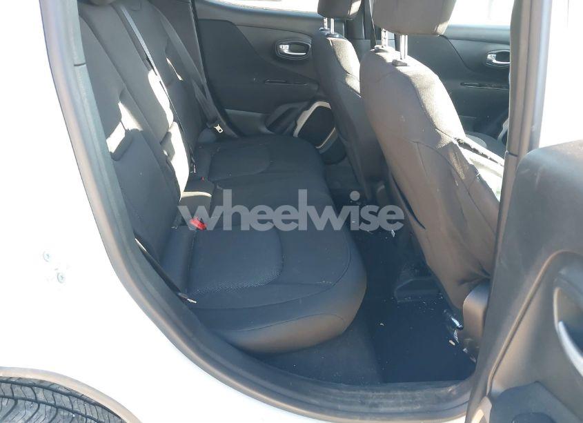 Photo 8 of 2017 Jeep Renegade LATITUDE 4X4 (VIN ZACCJBBB0HPG44432)