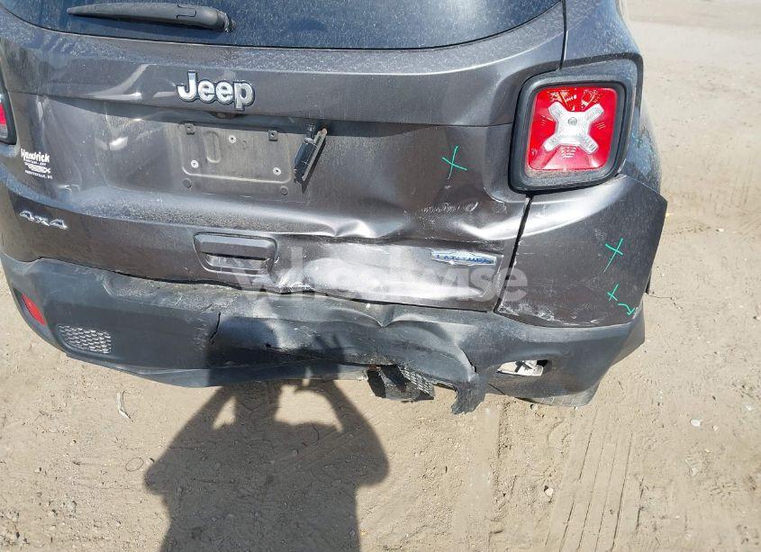 Photo 6 of 2018 Jeep Renegade LATITUDE 4X4 (VIN ZACCJBBB0JPH69808)