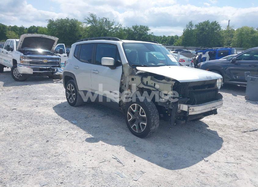 2017 Jeep Renegade LATITUDE 4X4 (VIN ZACCJBBB1HPG32435) main photo