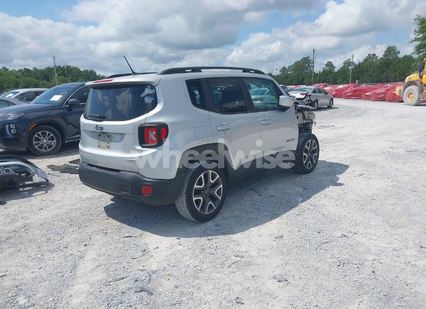 Photo 4 of 2017 Jeep Renegade LATITUDE 4X4 (VIN ZACCJBBB1HPG32435)
