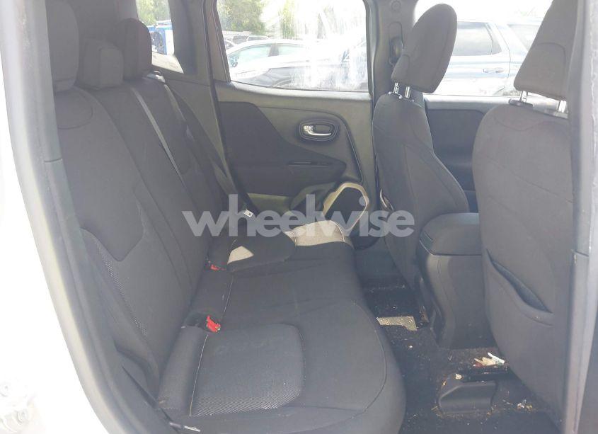 Photo 8 of 2017 Jeep Renegade LATITUDE 4X4 (VIN ZACCJBBB1HPG32435)