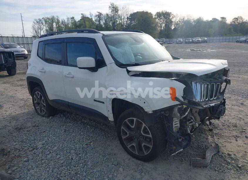 2017 Jeep Renegade LATITUDE 4X4 (VIN ZACCJBBB1HPG58842) main photo