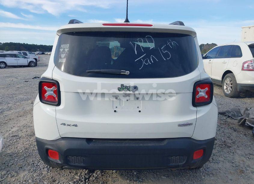 Photo 15 of 2017 Jeep Renegade LATITUDE 4X4 (VIN ZACCJBBB1HPG58842)