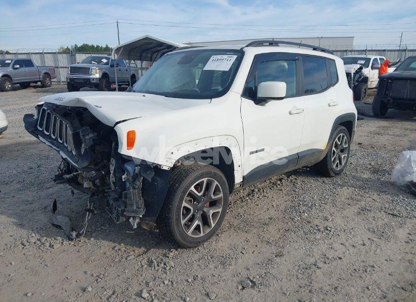 Photo 2 of 2017 Jeep Renegade LATITUDE 4X4 (VIN ZACCJBBB1HPG58842)
