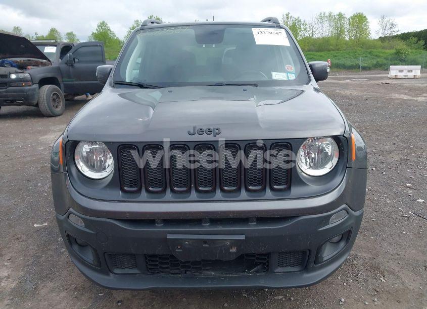 Photo 12 of 2018 Jeep Renegade ALTITUDE 4X4 (VIN ZACCJBBB1JPJ52673)