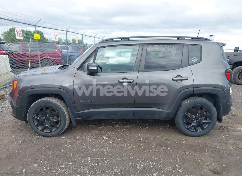 Photo 14 of 2018 Jeep Renegade ALTITUDE 4X4 (VIN ZACCJBBB1JPJ52673)