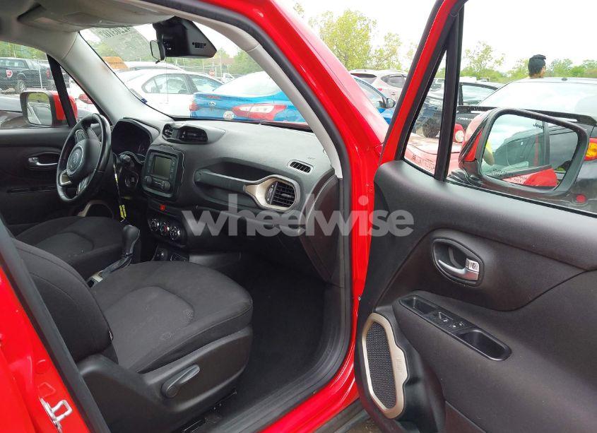 Photo 5 of 2017 Jeep Renegade LATITUDE 4X4 (VIN ZACCJBBB2HPF86999)