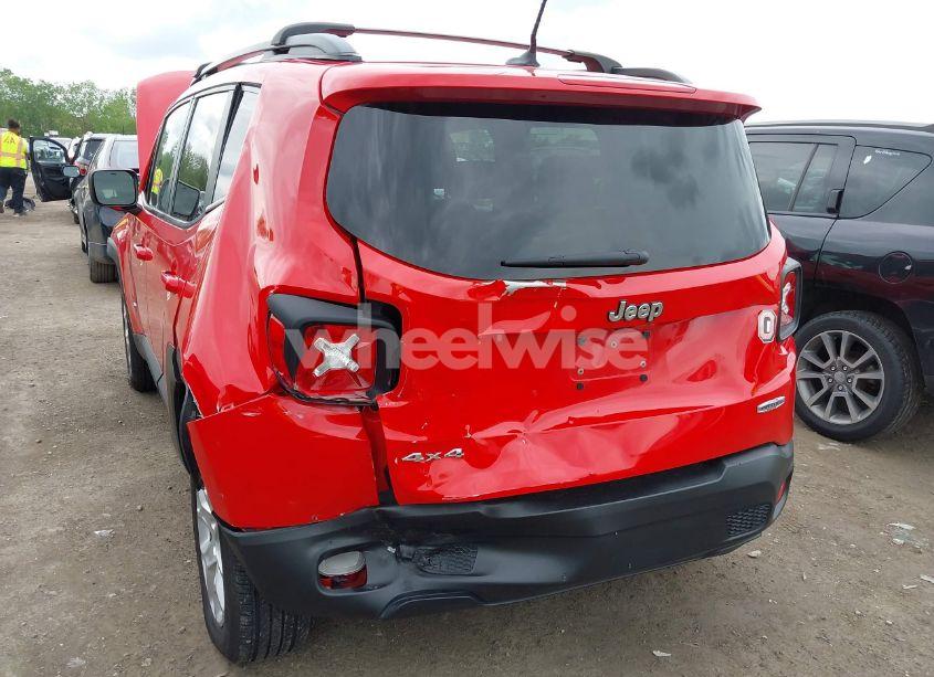 Photo 6 of 2017 Jeep Renegade LATITUDE 4X4 (VIN ZACCJBBB2HPF86999)