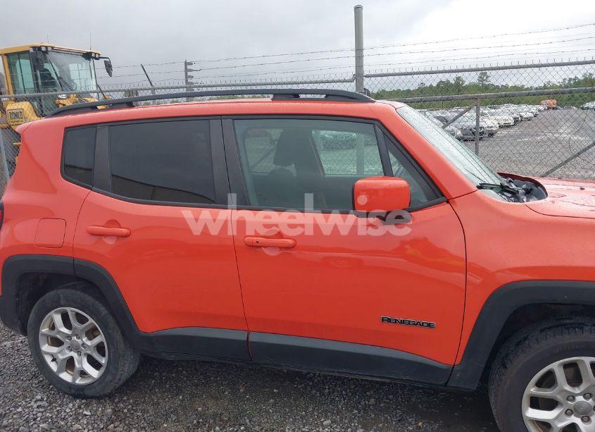 Photo 13 of 2017 Jeep Renegade LATITUDE 4X4 (VIN ZACCJBBB2HPG32122)