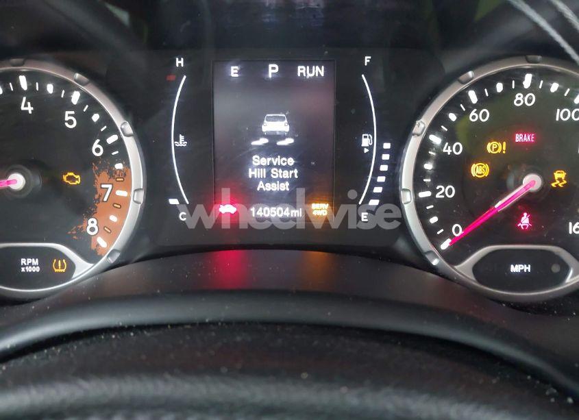 Photo 7 of 2017 Jeep Renegade LATITUDE 4X4 (VIN ZACCJBBB2HPG32122)