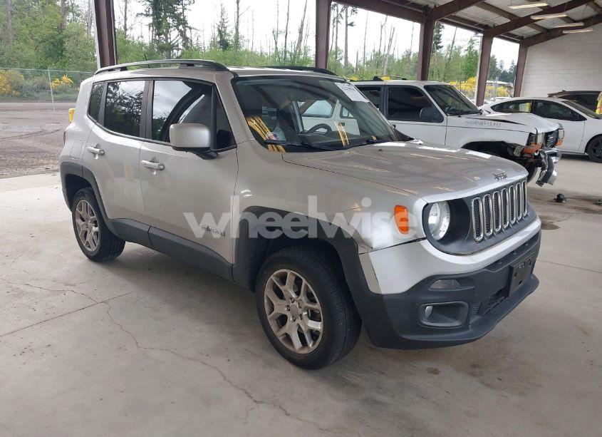 2017 Jeep Renegade LATITUDE 4X4 (VIN ZACCJBBB2HPG35957) main photo