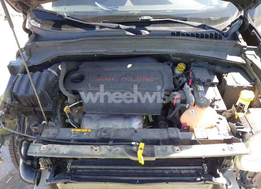 Photo 10 of 2017 Jeep Renegade ALTITUDE 4X4 (VIN ZACCJBBB3HPE59808)