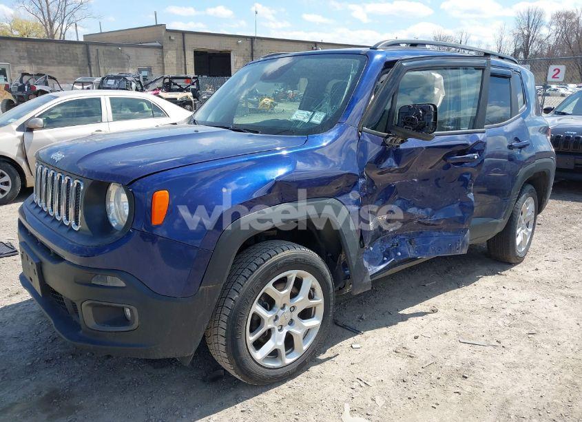 Photo 2 of 2018 Jeep Renegade LATITUDE 4X4 (VIN ZACCJBBB3JPJ08965)