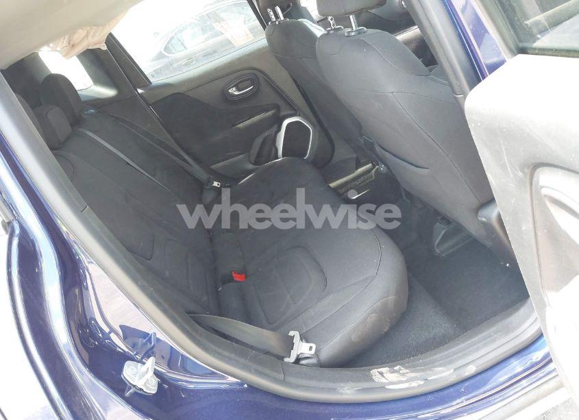 Photo 8 of 2018 Jeep Renegade LATITUDE 4X4 (VIN ZACCJBBB3JPJ08965)