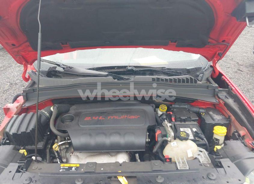 Photo 10 of 2017 Jeep Renegade LATITUDE 4X4 (VIN ZACCJBBB5HPF98077)