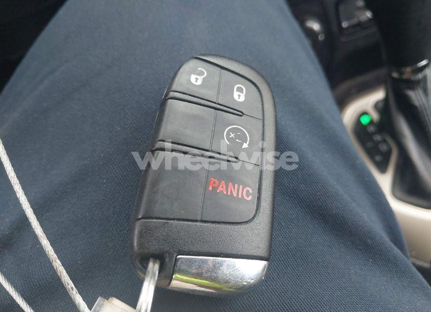 Photo 11 of 2017 Jeep Renegade LATITUDE 4X4 (VIN ZACCJBBB5HPF98077)