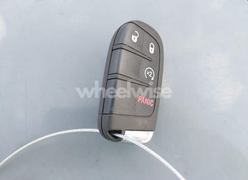 Photo 11 of 2018 Jeep Renegade LATITUDE 4X4 (VIN ZACCJBBB5JPH50381)