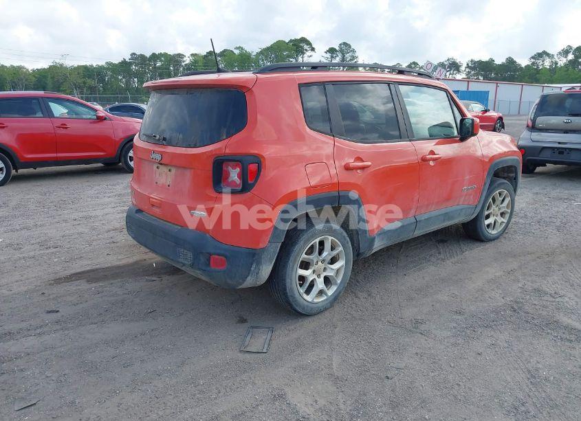Photo 4 of 2018 Jeep Renegade LATITUDE 4X4 (VIN ZACCJBBB5JPH50381)
