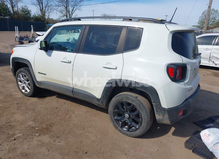 Photo 3 of 2017 Jeep Renegade LATITUDE 4X4 (VIN ZACCJBBB6HPE84704)