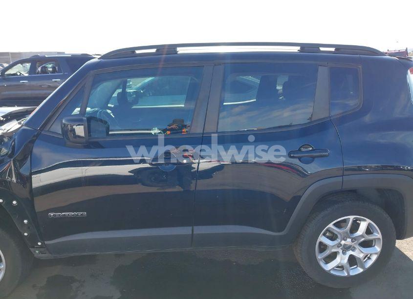 Photo 14 of 2017 Jeep Renegade LATITUDE 4X4 (VIN ZACCJBBB6HPG55080)