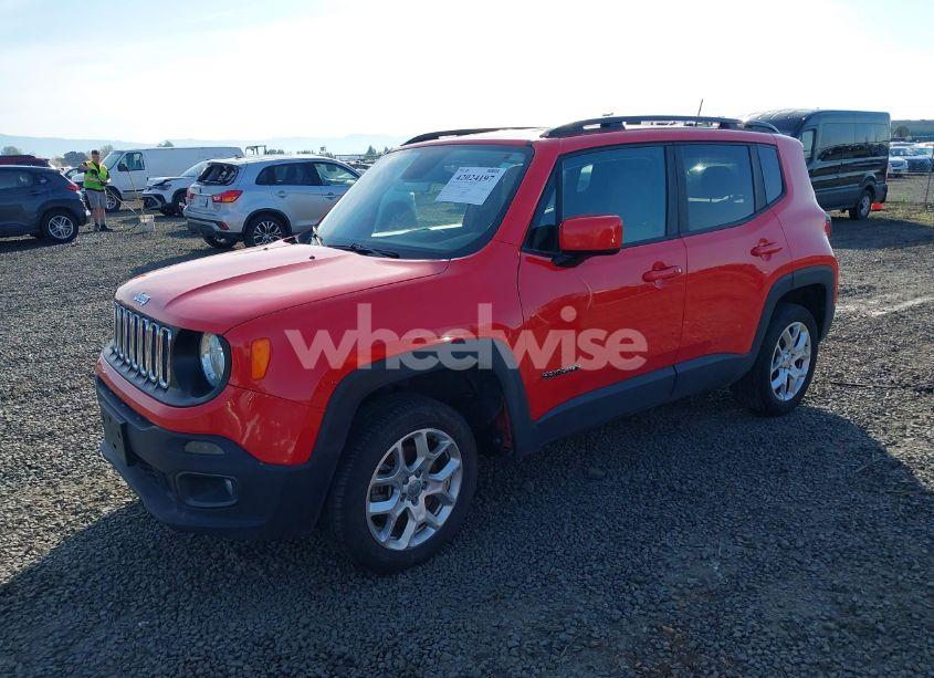 Photo 2 of 2018 Jeep Renegade LATITUDE 4X4 (VIN ZACCJBBB6JPH80554)