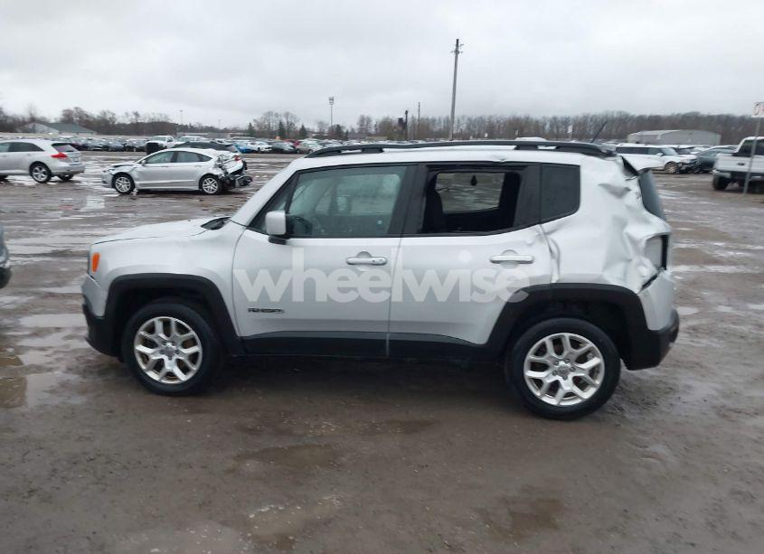 Photo 14 of 2017 Jeep Renegade LATITUDE 4X4 (VIN ZACCJBBB7HPF23042)