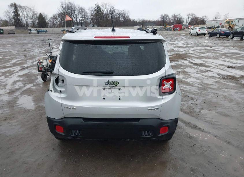 Photo 16 of 2017 Jeep Renegade LATITUDE 4X4 (VIN ZACCJBBB7HPF23042)