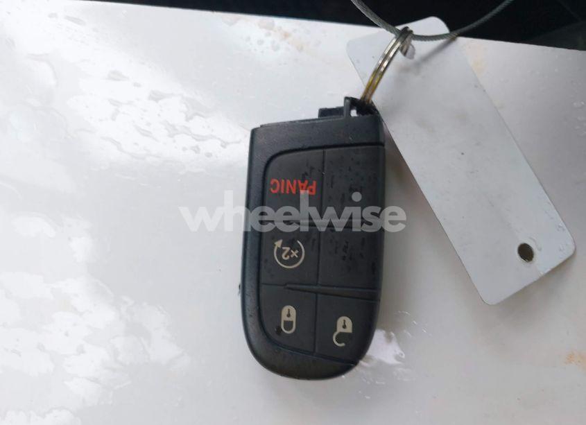 Photo 11 of 2017 Jeep Renegade LATITUDE 4X4 (VIN ZACCJBBB8HPF51772)