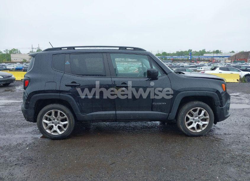 Photo 13 of 2017 Jeep Renegade LATITUDE 4X4 (VIN ZACCJBBB8HPF51772)
