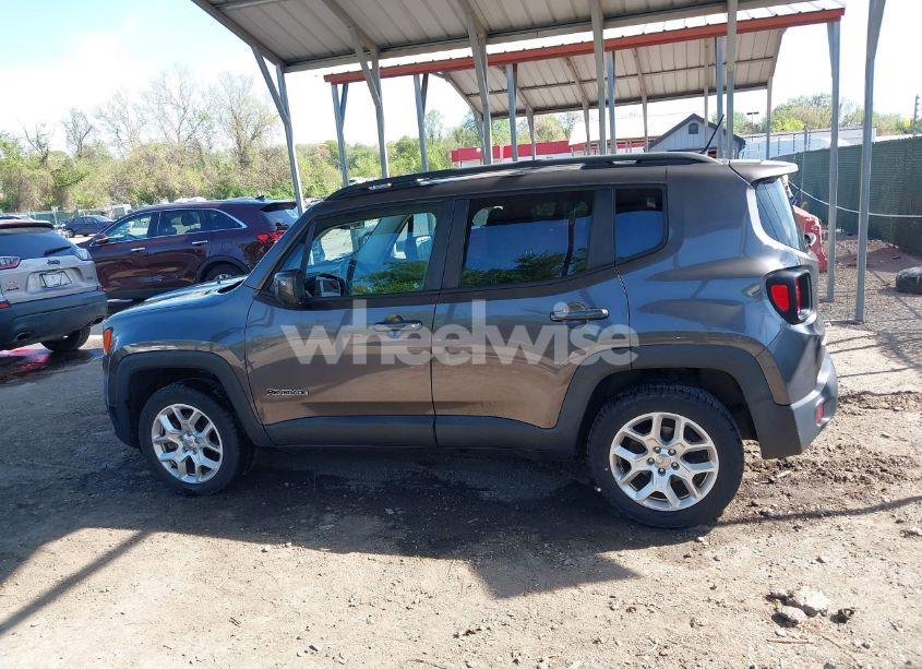 Photo 15 of 2017 Jeep Renegade LATITUDE 4X4 (VIN ZACCJBBB8HPF61752)