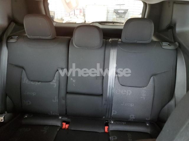 Photo 9 of 2017 JEEP RENEGADE LATITUDE N/A (VIN ZACCJBBB9HPF96977)