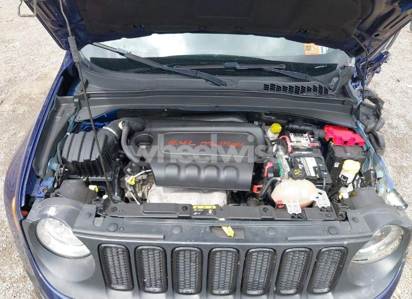 Photo 10 of 2018 Jeep Renegade ALTITUDE 4X4 (VIN ZACCJBBB9JPH08683)