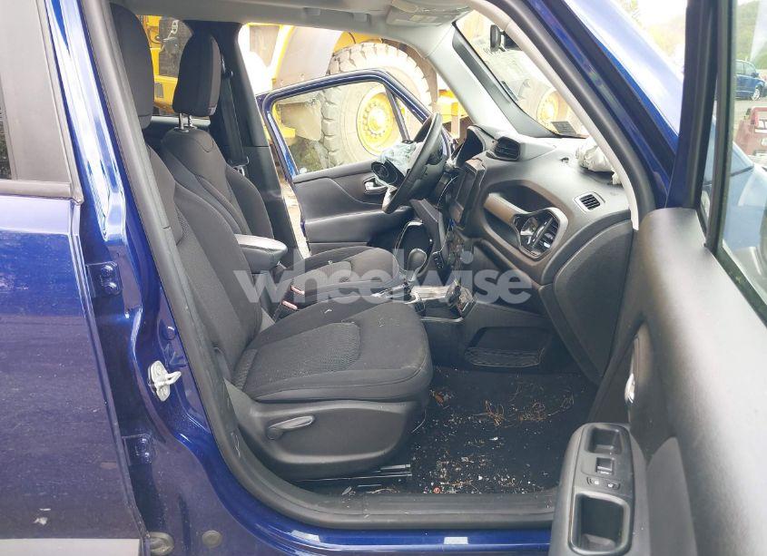 Photo 5 of 2018 Jeep Renegade ALTITUDE 4X4 (VIN ZACCJBBB9JPH08683)