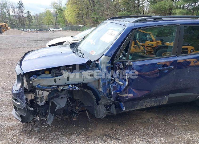 Photo 6 of 2018 Jeep Renegade ALTITUDE 4X4 (VIN ZACCJBBB9JPH08683)