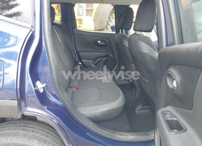 Photo 8 of 2018 Jeep Renegade ALTITUDE 4X4 (VIN ZACCJBBB9JPH08683)