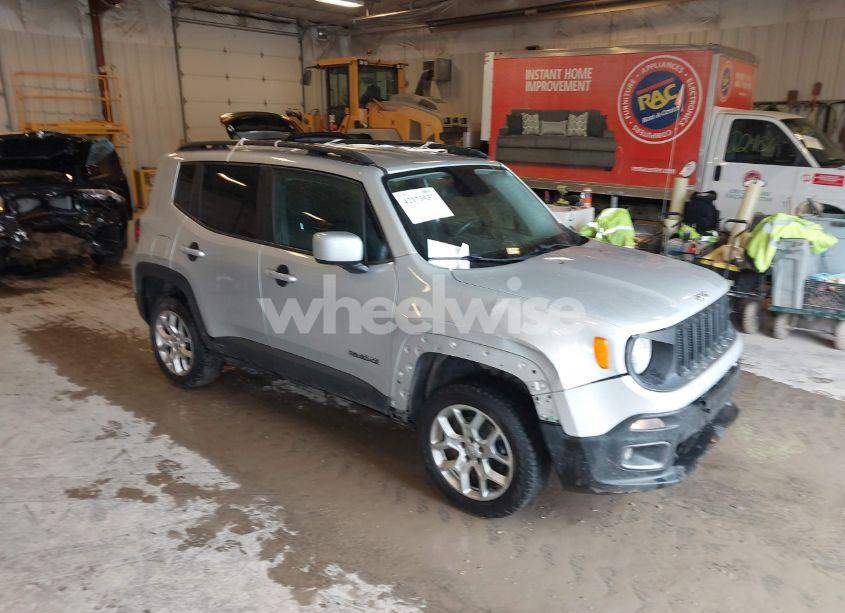 2017 Jeep Renegade LATITUDE 4X4 (VIN ZACCJBBBXHPE80039) main photo
