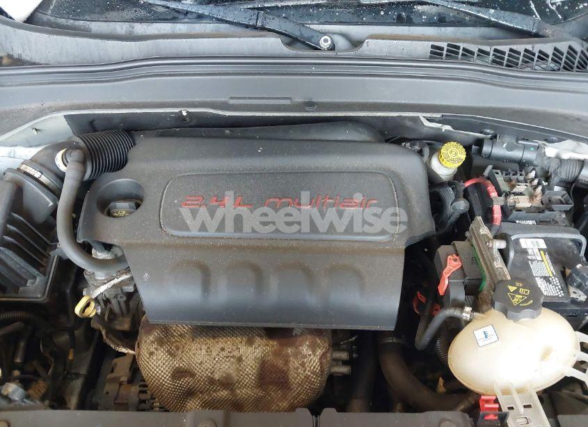 Photo 10 of 2017 Jeep Renegade LATITUDE 4X4 (VIN ZACCJBBBXHPE80039)