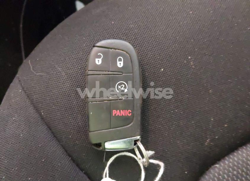 Photo 11 of 2017 Jeep Renegade LATITUDE 4X4 (VIN ZACCJBBBXHPE80039)