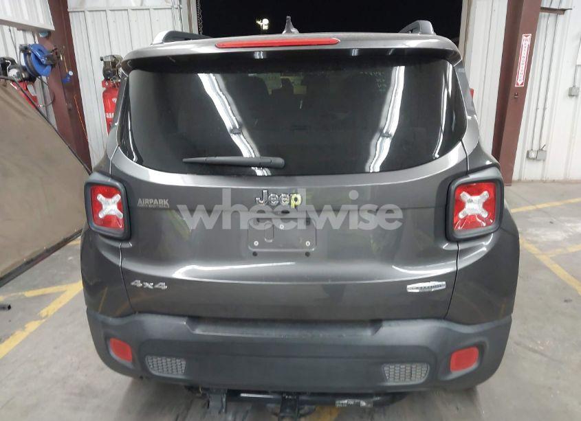 Photo 16 of 2016 Jeep Renegade LATITUDE (VIN ZACCJBBT2GPC97628)