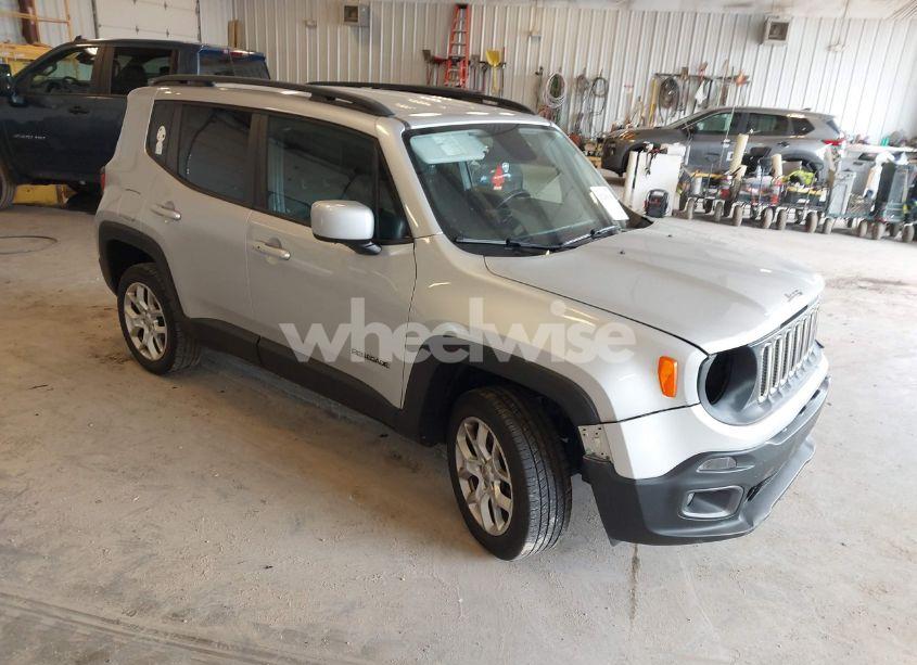 2016 Jeep Renegade LATITUDE (VIN ZACCJBBT9GPD99833) main photo