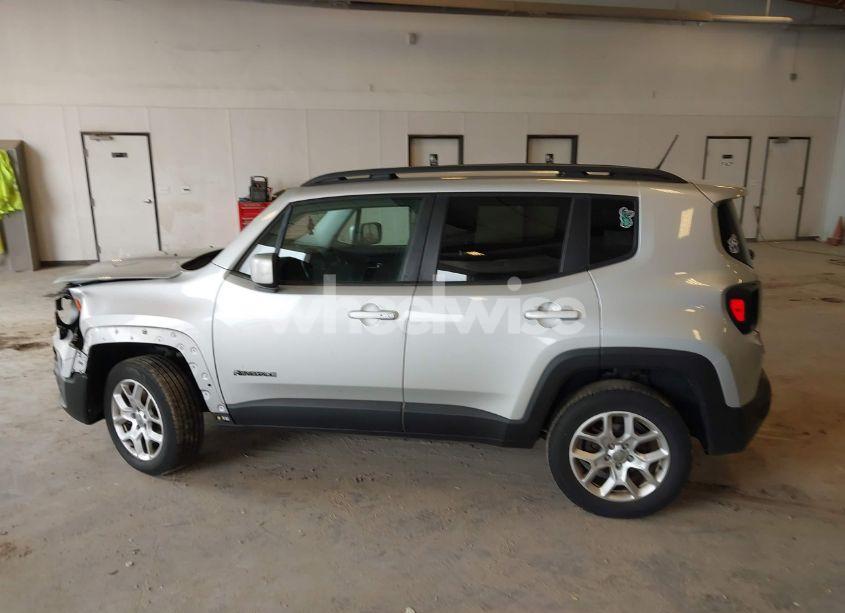 Photo 14 of 2016 Jeep Renegade LATITUDE (VIN ZACCJBBT9GPD99833)