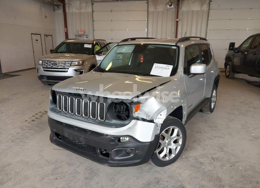Photo 6 of 2016 Jeep Renegade LATITUDE (VIN ZACCJBBT9GPD99833)
