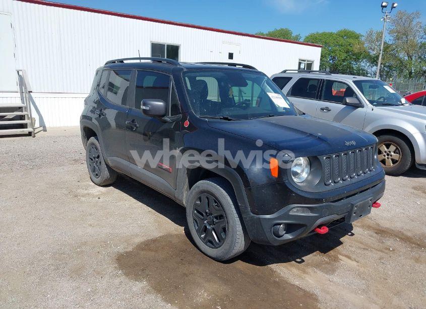 2018 Jeep Renegade TRAILHAWK 4X4 (VIN ZACCJBCB0JPG78827) main photo